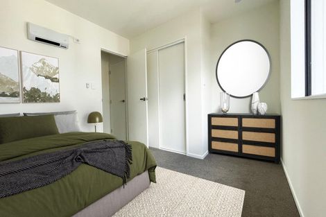 Photo of property in 9/327 Glengarry Road, Glen Eden, Auckland, 0602