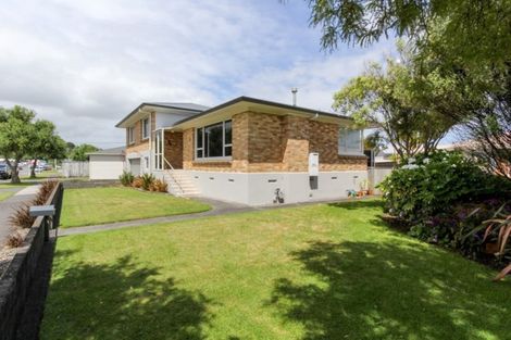 Photo of property in 6 Normanby Street, Fitzroy, New Plymouth, 4312