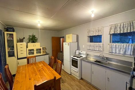 Photo of property in 21 Hamilton Drive, Waiuku, 2123