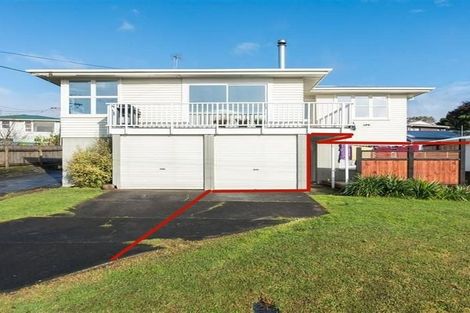 Photo of property in 10 Kaweka Street, New Lynn, Auckland, 0600