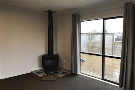 Photo of property in 1a Pawa Place, Manurewa, Auckland, 2102