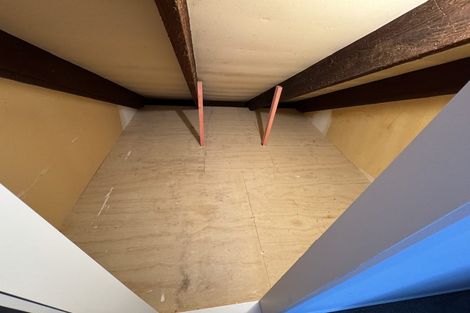 Photo of property in 1/3 Miraka Place, Birkenhead, Auckland, 0626