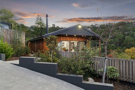 Photo of property in 32 Soleares Avenue, Mount Pleasant, Christchurch, 8081