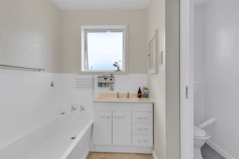 Photo of property in 1/108 Staveley Street, Avonhead, Christchurch, 8042