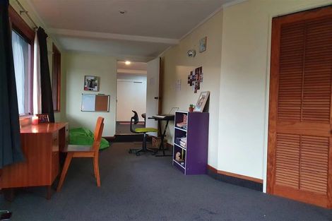 Photo of property in 12 Russell Drive, Oakura, 4314