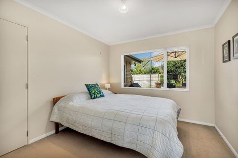 Photo of property in 6 Lantern Court, Henderson, Auckland, 0612