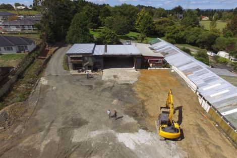 Photo of property in 103 Oraha Road, Kumeu, 0892