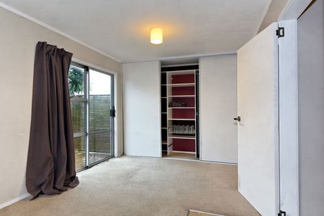 Photo of property in 1/55 Stottholm Road, Titirangi, Auckland, 0604