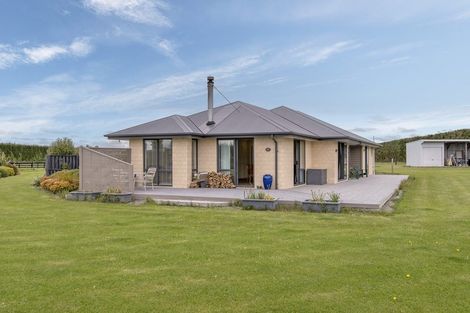 Photo of property in 273 Earlys Road, West Eyreton, Rangiora, 7475