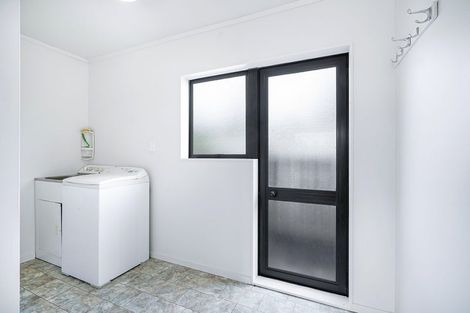 Photo of property in 319b Shakespeare Street, Leamington, Cambridge, 3432