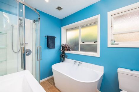 Photo of property in 8 Torquay Place, Bryndwr, Christchurch, 8053