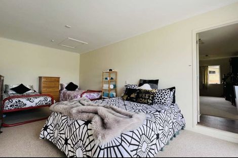 Photo of property in 90 Victoria Street, Coromandel, 3506