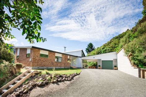 Photo of property in 1668a Akatarawa Road, Akatarawa Valley, Upper Hutt, 5372