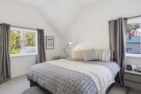 Photo of property in 2 Ascot Street, Thorndon, Wellington, 6011