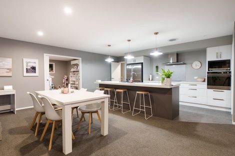 Photo of property in 27 Heathfield Drive, Mosgiel, 9024