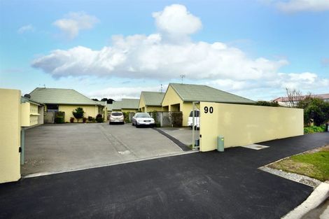 Photo of property in 4/90 Hawke Street, New Brighton, Christchurch, 8083