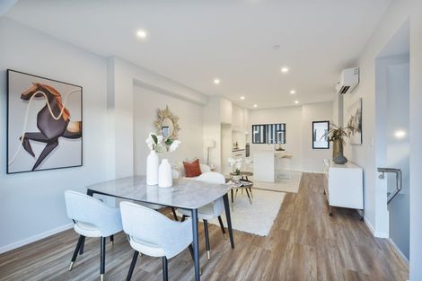 Photo of property in 14f Geordie Street, Henderson, Auckland, 0612