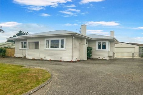 Photo of property in 67 East Street, Feilding, 4702
