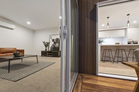 Photo of property in 37 Awatira Drive, Papamoa Beach, Papamoa, 3118