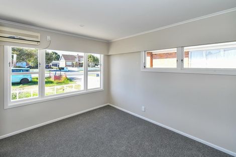 Photo of property in 1/72 Clevedon Road, Papakura, 2110