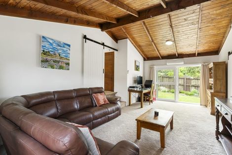 Photo of property in 103 Stapleford Crescent, Browns Bay, Auckland, 0630