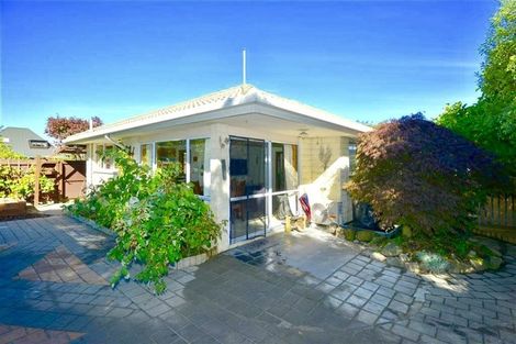 Photo of property in 2/26a Wittys Road, Avonhead, Christchurch, 8042