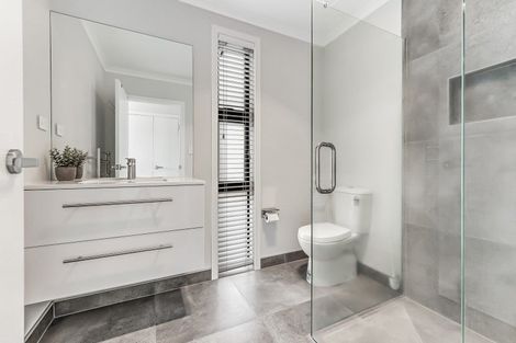 Photo of property in 18 Te Tiireke Drive, Glenview, Hamilton, 3206