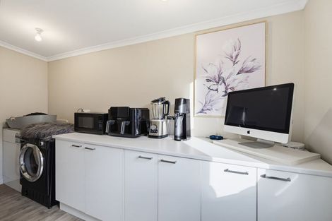 Photo of property in 5 Hargest Crescent, Saint Kilda, Dunedin, 9012