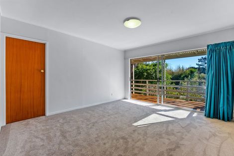 Photo of property in 2/3 Holt Avenue, Torbay, Auckland, 0630