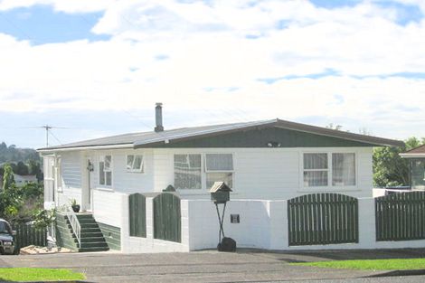 Photo of property in 67a Waimumu Road, Massey, Auckland, 0614