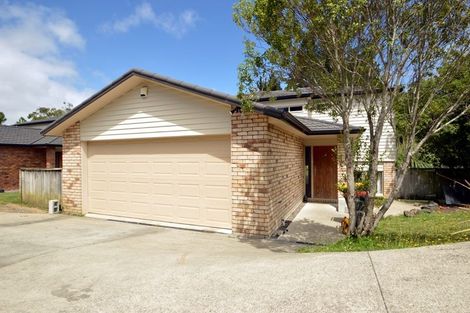 Photo of property in 64a Peverill Crescent, Papatoetoe, Auckland, 2025