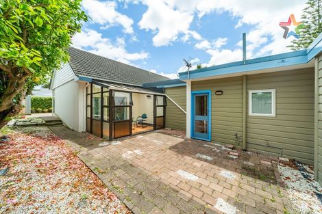 Photo of property in 76a Wai-iti Crescent, Woburn, Lower Hutt, 5010