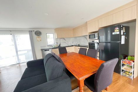 Photo of property in 52 Landon Avenue, Mangere East, Auckland, 2024