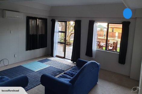 Photo of property in 219 Royal Road, Massey, Auckland, 0614