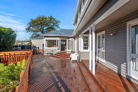 Photo of property in 35 Paparoa Street, Papanui, Christchurch, 8053