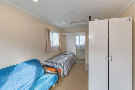 Photo of property in 1 Adkin Avenue, Levin, 5510