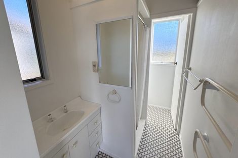 Photo of property in 2/12 Isobel Street, Acacia Bay, Taupo, 3330