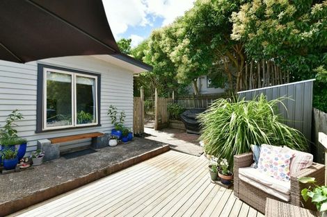 Photo of property in 2/596 Whangaparaoa Road, Stanmore Bay, Whangaparaoa, 0932