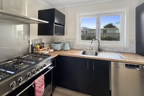 Photo of property in 25 Old Coach Road South, Otaki Beach, Otaki, 5512