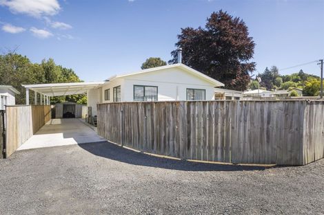 Photo of property in 13 Milne Street, Hunterville, 4730