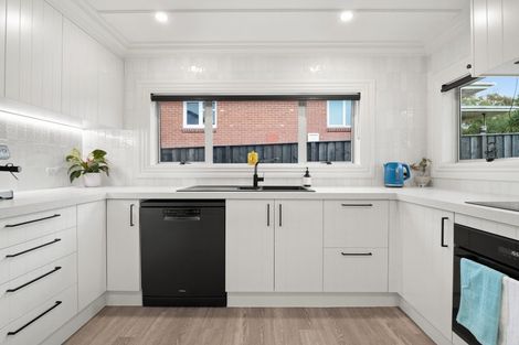 Photo of property in 1 Alexander Street, Abbotsford, Dunedin, 9018