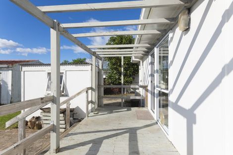 Photo of property in 1 Kauri Street, Elgin, Gisborne, 4010