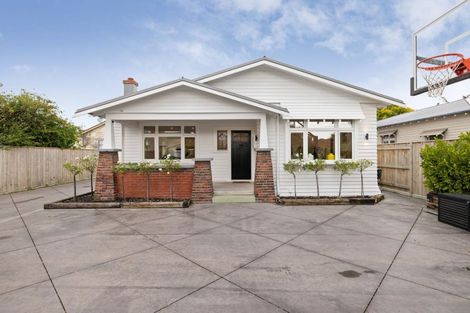 Photo of property in 11 Miro Street, Takaro, Palmerston North, 4410