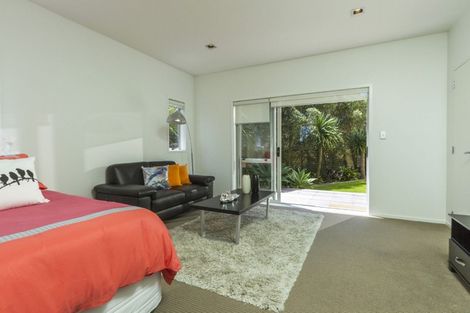 Photo of property in 48a Penzance Road, Mairangi Bay, Auckland, 0630