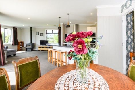 Photo of property in 31 Briarwood Road, Kelvin Grove, Palmerston North, 4470