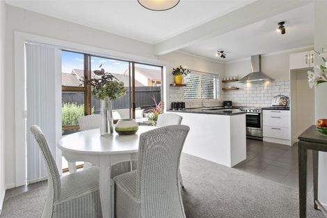 Photo of property in 4/8 Wood Street, Papakura, 2110