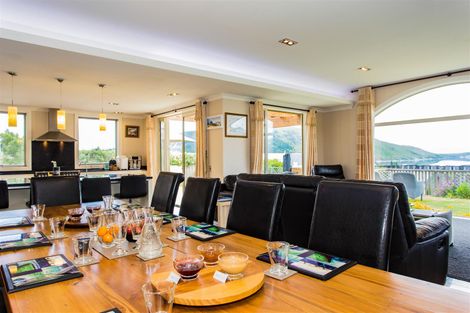 Photo of property in 2 Sams Place, Lake Tekapo, 7999