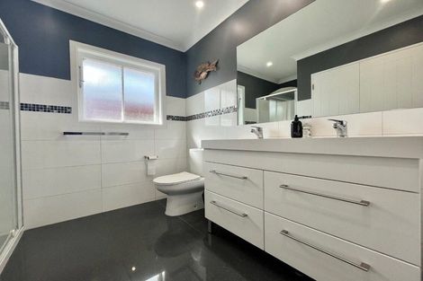 Photo of property in 33 Pacific Street, Waiuku, 2123