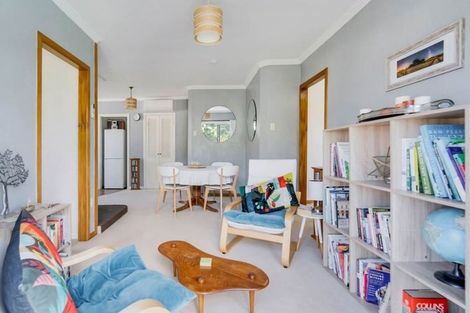 Photo of property in 5 Price Street, Westown, New Plymouth, 4310