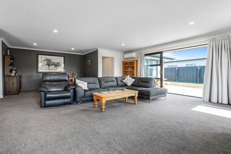 Photo of property in 5b Ballinger Place, Kaiapoi, 7630